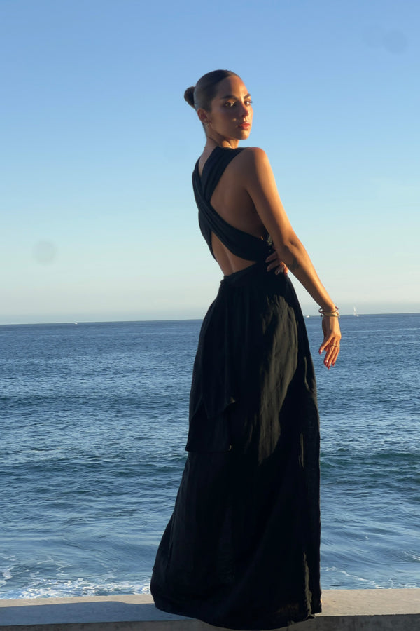 Naunet Black Dress