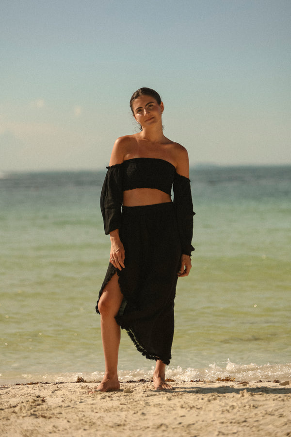 Malolo Black Skirt